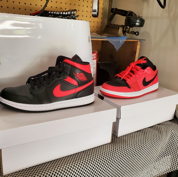 Jordan / Air Force 1 - Picture 4 of 6